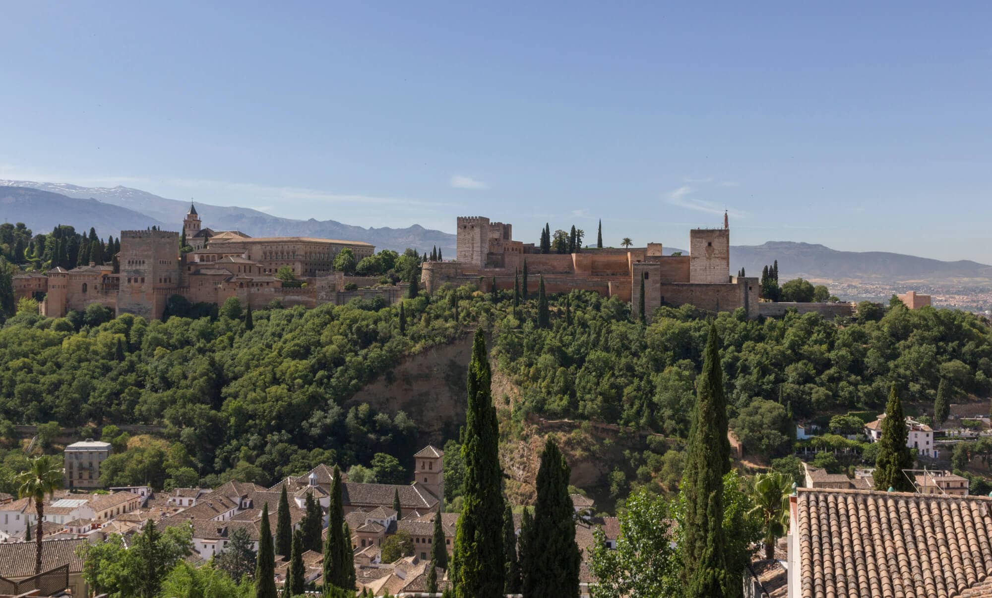 Granada-Alhambra-Uitzicht-Sierra-Nevada